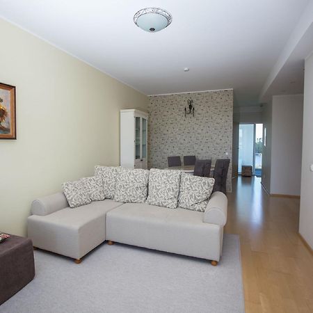 Apartment Suvekorter Aida Пярну Экстерьер фото